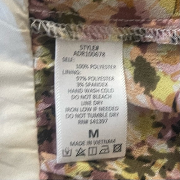 ASTR The Label Ruffle Rushed Mini Dress - Picture 12 of 12